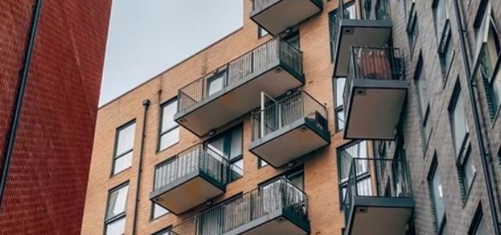 Πάνω από 130 δισ. στερλίνες κοστίζουν τα "άδεια" σπίτια στο Λονδίνο
